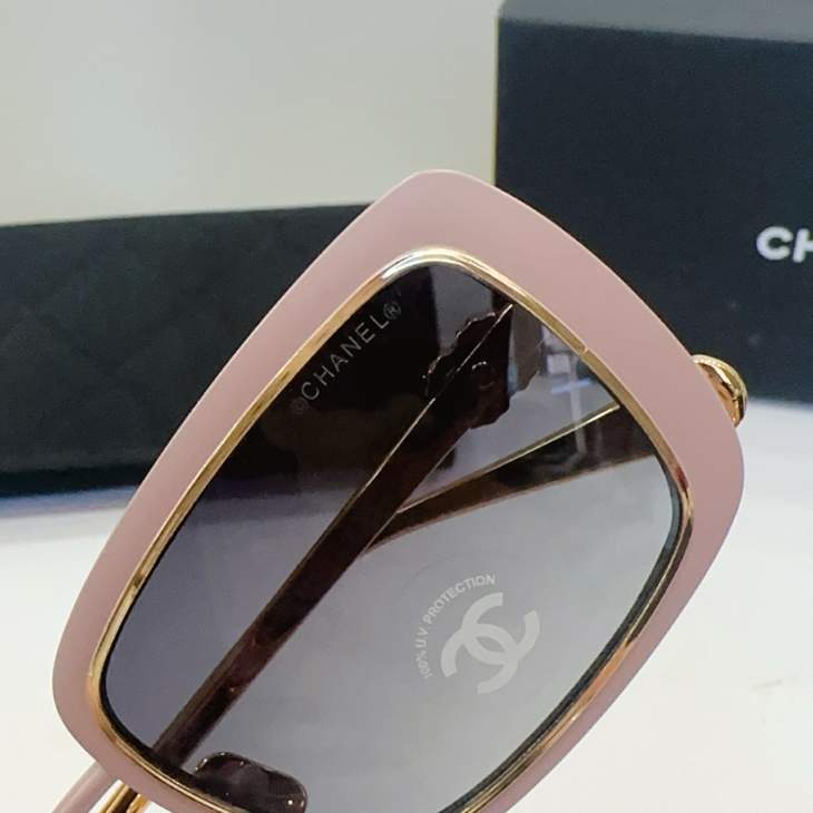 Picture of Chanel Sunglasses _SKUfw76771372fw